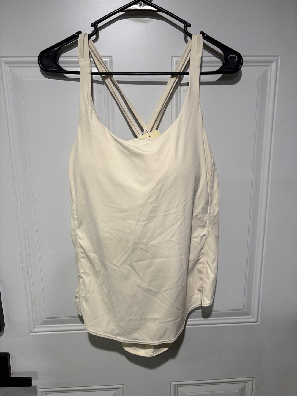 HALARA Cream Cross-Back Tank